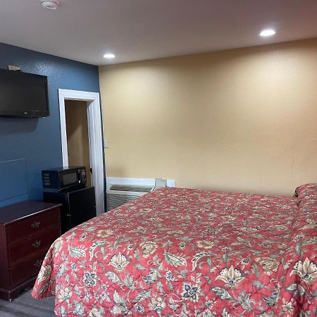 Kenwood Court Motel Wilson Εξωτερικό φωτογραφία